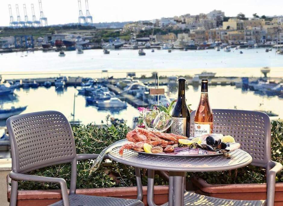 Apartamento Seagull Penthouse Marsaxlokk Exterior foto