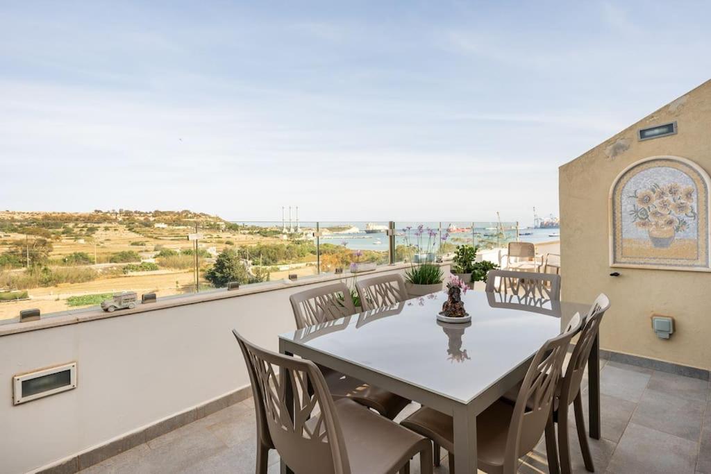 Apartamento Seagull Penthouse Marsaxlokk Exterior foto
